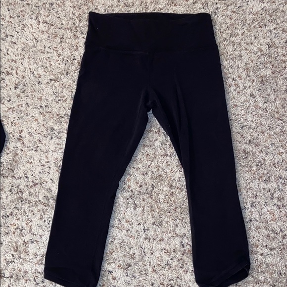 Athleta Pants - Athleta crop leggings